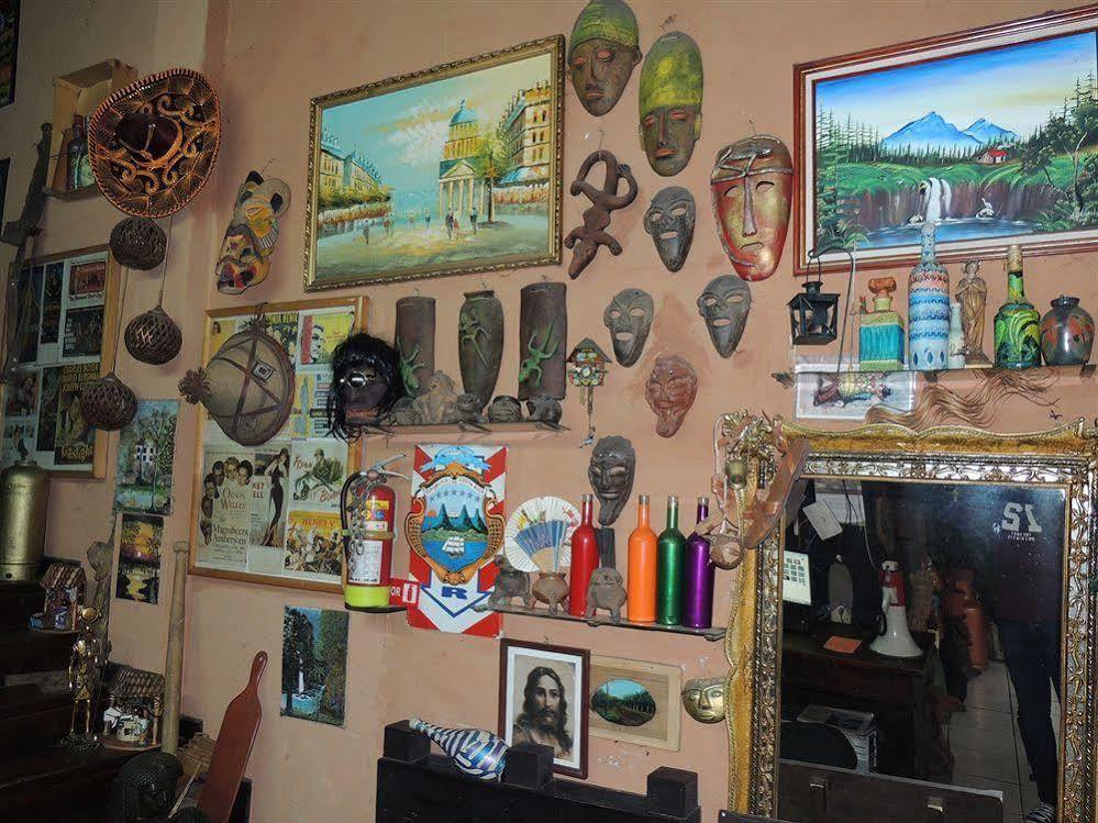 Hostal Del Este Santa Fe Сан-Хосе Экстерьер фото
